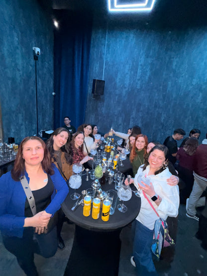 clase de coctelería + fiesta